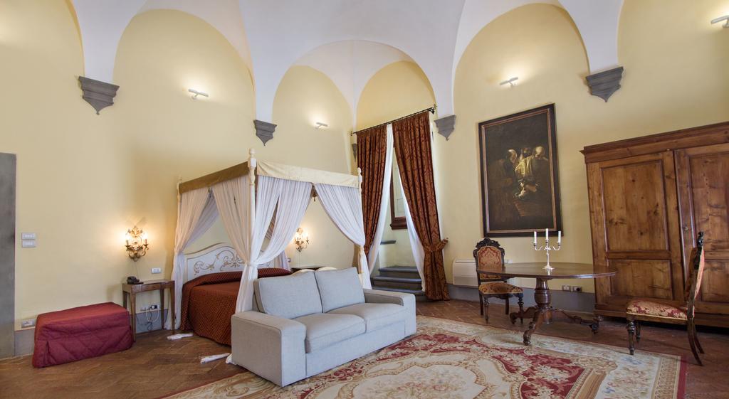 伊佛迪诺别墅酒店 瓦尔的圣卡西亚诺 外观 照片